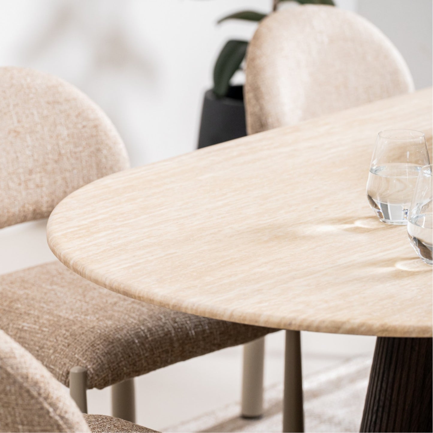 Crete Dining Table
