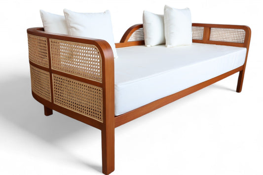 Venus Mahogany Rattan Daybed